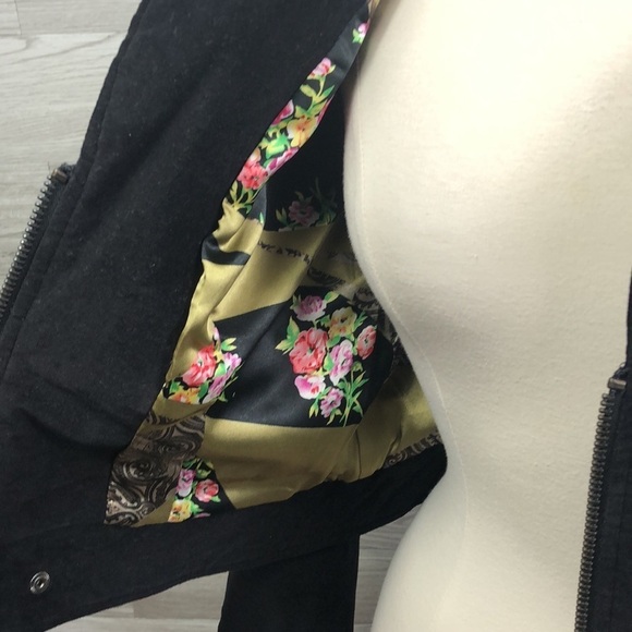 One Girl Who Velvet Black Moto Jacket - Picture 5 of 9